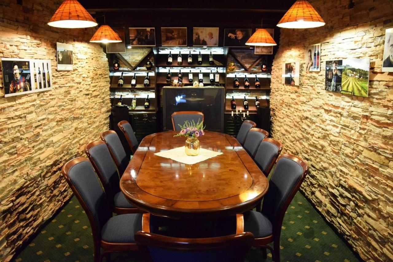 Hotel Grand Boutique With Privat Wellnes (adults Only) Pieszczany