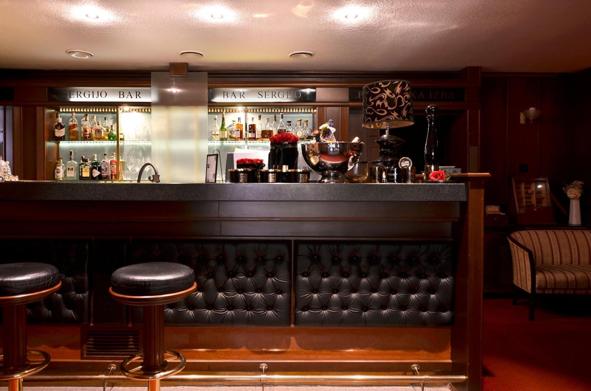 Grand Boutique With Privat Wellnes (adults Only) 4*