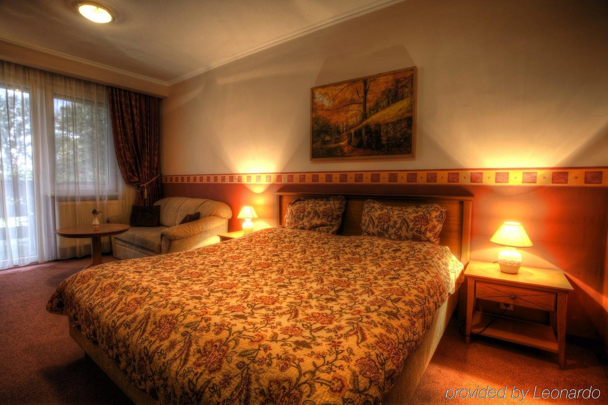 Готель Grand Boutique With Privat Wellnes (adults Only) 4*