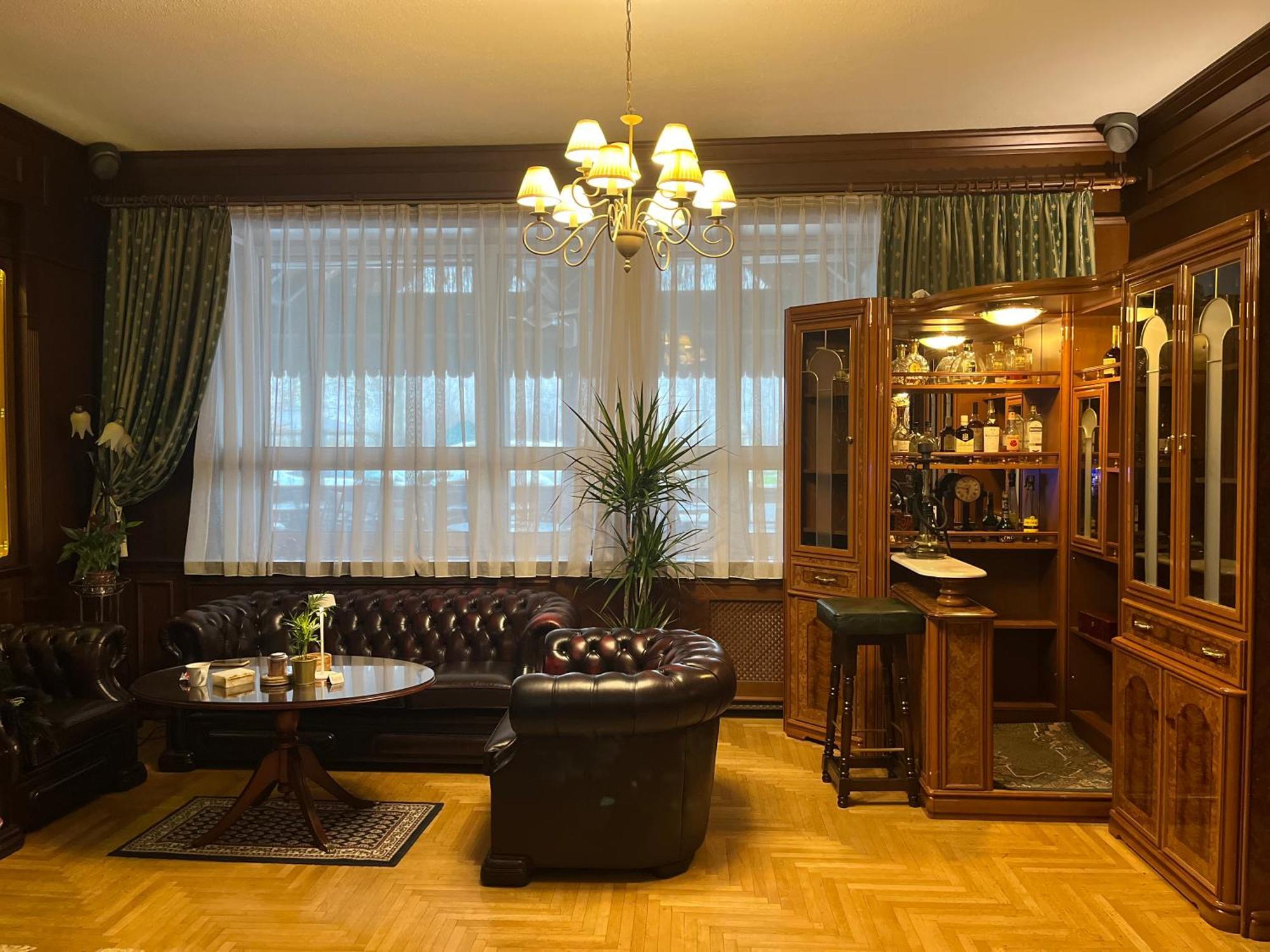 Hotel Grand Boutique With Privat Wellnes (adults Only) Piest'any