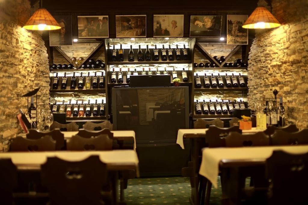 Grand Boutique With Privat Wellnes (adults Only) Piest'any