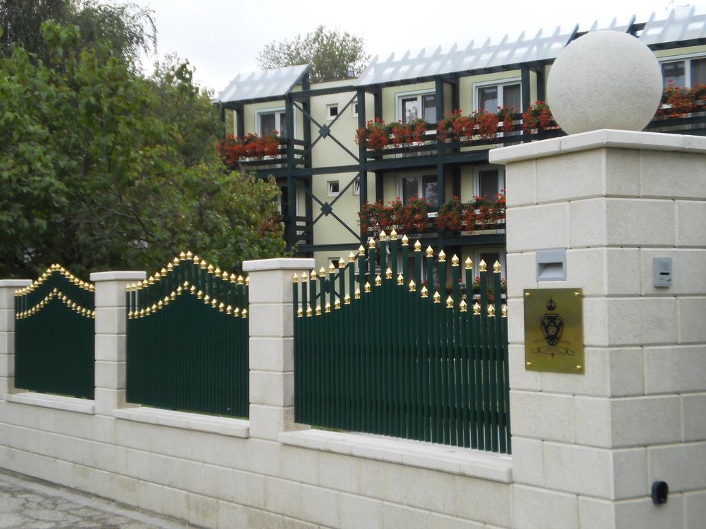 Grand Boutique With Privat Wellnes (adults Only) Готель
